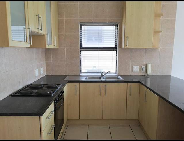 2 BEDROOM PROPERTY TO RENT IN TABLE VIEW